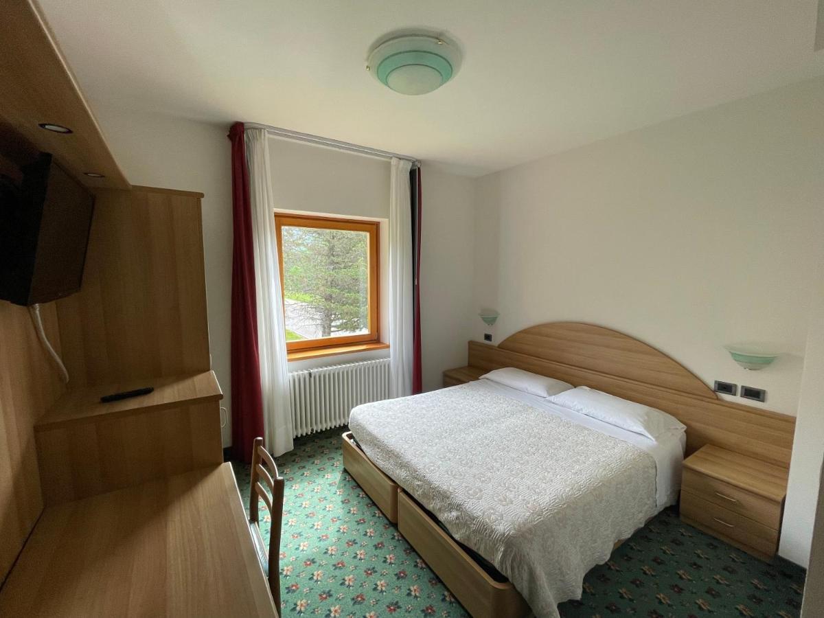 Albergo La Bicocca ปาเนเว็จโจ ภายนอก รูปภาพ