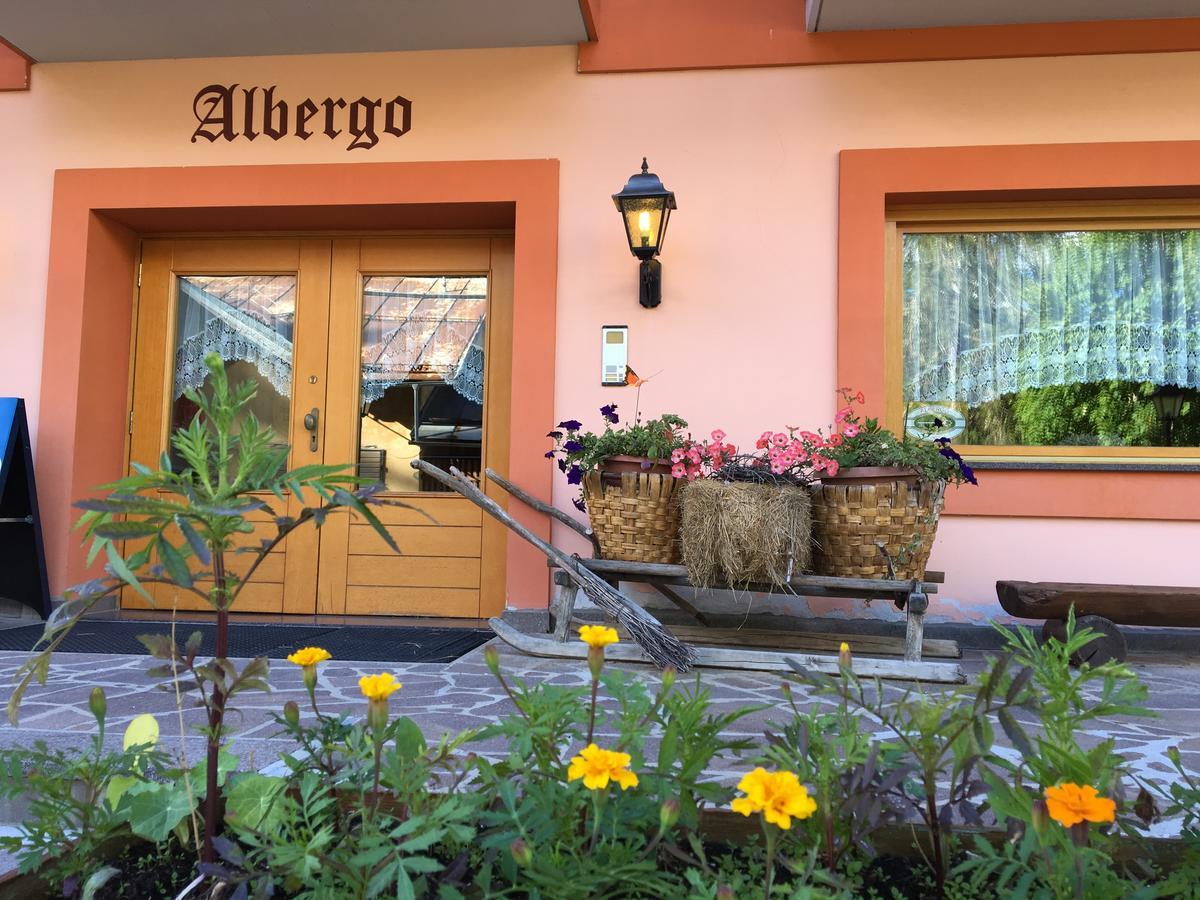Albergo La Bicocca ปาเนเว็จโจ ภายนอก รูปภาพ